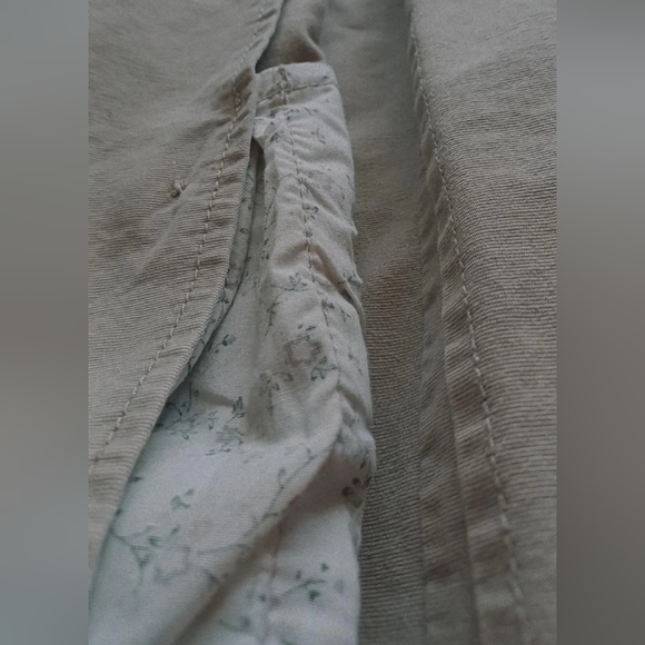 Aeropostale spring coat, neutral color; Small Petite but fits like an xs-s - Picture 3 of 5